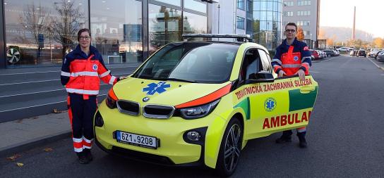 Zlínští záchranáři budou jezdit v novém BMW I3!
